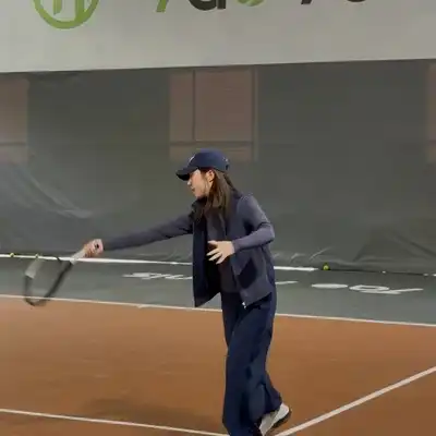 邹涵泽